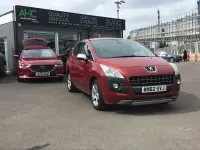 Used Peugeot 3008 Style 112 HP (82 kW) 2013 Red Estate