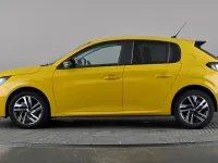 Used Peugeot 208 Active+ 100 HP (73 kW) 2023 Yellow Hatchback