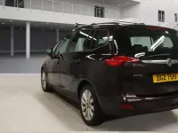 Used Vauxhall Zafira Tourer Design Edition 140 HP (102 kW) 2016 Brown MPV