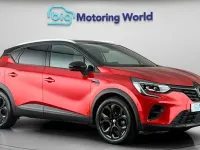 Używany Renault Captur Rive Gauche 143 KM (105 kW) 2023 Czerwony SUV