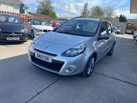 Used Renault Clio GrandTour Dynamique 2011 Silver Estate