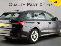 Begagnad Skoda Octavia SE Technology 2022 Svart Kombi