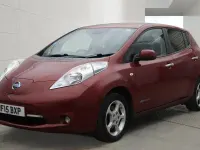 Used Nissan Leaf Acenta 80 kW (109 HP) 2015 Red Hatchback