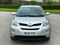Usado Toyota Urban Cruiser 90 HP (66 kW) 2010 Prateado Citadino