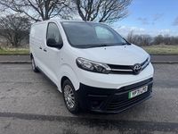 Used Toyota Proace 100 kW (136 HP) 2021 White MPV