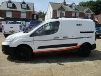 Used Citroën e-Berlingo 90 HP (66 kW) 2015 White