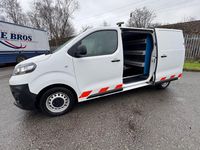 Used Vauxhall Vivaro Edition 100 HP (73 kW) 2019 White MPV