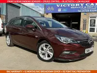 Used Vauxhall Astra SRi 150 HP (110 kW) 2018 Red Estate