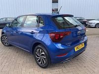 Used VW Polo Life 80 HP (58 kW) 2023 Blue Hatchback