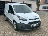 Usado Ford Transit Connect 75 HP (55 kW) 2017 Branco Monovolume