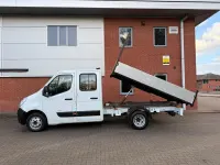 Used Vauxhall Movano 145 HP (106 kW) 2017 White MPV