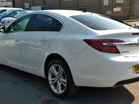 Used Vauxhall Insignia Elite 163 HP (119 kW) 2015 White Hatchback