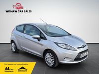 Usado Ford Fiesta 82 HP (60 kW) 2010 Prateado Citadino