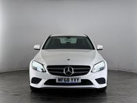 Used Mercedes C200 184 HP (135 kW) 2018 White Sedan