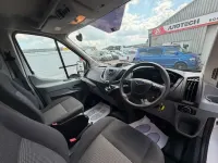 Usado Ford Transit 130 HP (95 kW) 2019 Branco Van