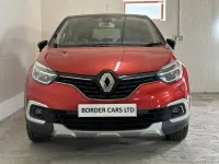 Used Renault Captur Dynamique 90 HP (66 kW) 2018 Red/black SUV