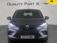 Used Renault Clio V Iconic 90 HP (66 kW) 2021 Grey Hatchback