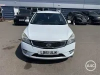Used Kia Ceed 2012 White Hatchback