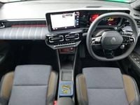 Used Renault R5 Komfort 110 kW (150 HP) 2025 Green Hatchback