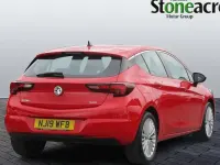 Used Vauxhall Astra Elite 150 HP (110 kW) 2019 Red Hatchback