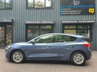 Used Ford Focus Titanium 120 HP (88 kW) 2020 Blue Hatchback