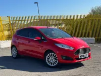 Usado Ford Fiesta Titanium 2014 Vermelho Citadino
