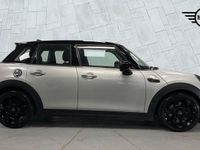Usado Mini Cooper S Classic 176 HP (129 kW) 2022 Prateado Citadino