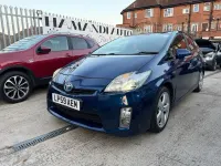 Used Toyota Prius 2010 Blue Hatchback