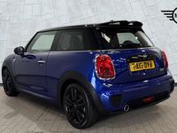 Used Mini Cooper Hatch 134 HP (98 kW) 2019 Blue Hatchback