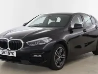 Usado BMW 118 Sport Line 134 HP (98 kW) 2022 Preto Citadino