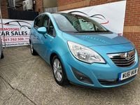Second-hand Vauxhall Meriva 100 CP (73 kW) 2011 Albastru Monovolum