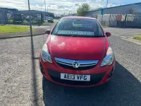 Second-hand Vauxhall Corsa 2013 Roșu Hatchback