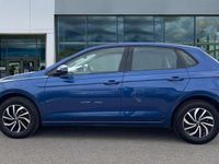 Used VW Polo Life 95 HP (69 kW) 2023 Reef blue metallic Hatchback