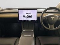 Used Tesla Model Y Long Range AWD 286 kW (389 HP) 2025 SUV