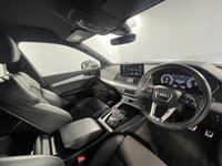 Used Audi Q5 S-Line 265 HP (194 kW) 2022 White SUV