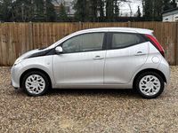 Used Toyota Aygo X-play 72 HP (52 kW) 2020 Silver Hatchback
