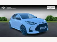 Used Toyota Yaris Hybrid Sport 2023 White Hatchback