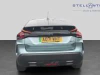 Usado Citroën e-C4 Shine 98 kW (134 CV) 2022 Azul Utilitario