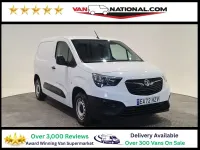 Gebraucht Vauxhall Combo 100 PS (73 kW) 2022 Weiß Van / Kleinbus