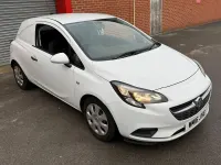 Used Vauxhall Corsa 95 HP (69 kW) 2016 White Hatchback