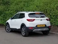 Used Kia Stonic 118 HP (86 kW) 2020 White SUV
