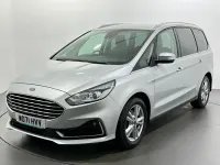 Usado Ford Galaxy Titanium 150 HP (110 kW) 2021 Prateado Monovolume