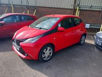 Used Toyota Aygo x-press 68 HP (50 kW) 2014 Red Hatchback