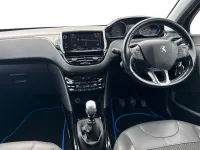 Used Peugeot 2008 Allure 130 HP (95 kW) 2019 Grey SUV