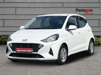 Used Hyundai i10 SE 65 HP (47 kW) 2023 White Hatchback