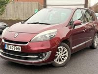 Used Renault Grand Scénic III Dynamique 110 HP (80 kW) 2012 Red MPV