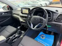 Used Hyundai Tucson SE 136 HP (100 kW) 2020 Red SUV