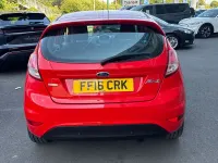 Used Ford Fiesta Zetec 100 HP (73 kW) 2017 Red Hatchback