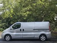 Używany Renault Trafic 115 KM (84 kW) 2012 Srebrny Minivan