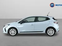 Used Renault Clio Evolution 90 HP (66 kW) 2024 Grey Hatchback
